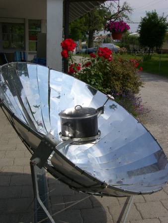 Solarkocher Seitenansicht